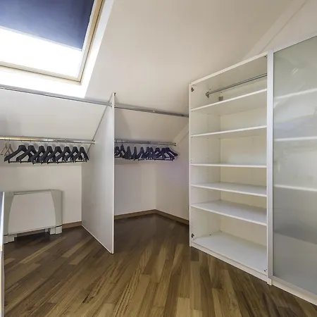 Porta Venezia - Rentclass Matilde * Милан