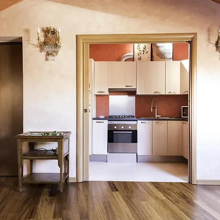 Porta Venezia - Rentclass Matilde Апартаменты