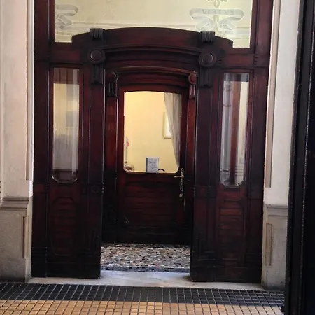Porta Venezia - Rentclass Matilde Апартаменты