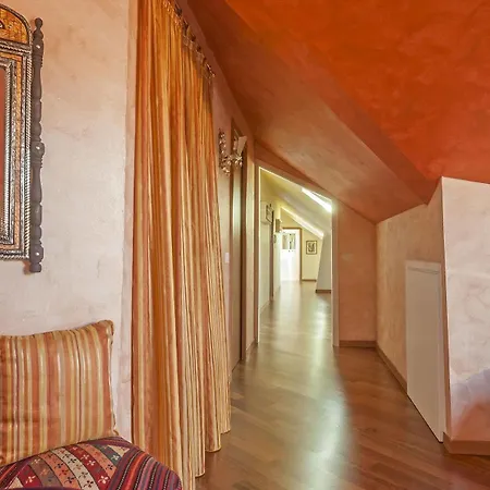 Апартаменты Porta Venezia - Rentclass Matilde Милан